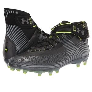 NEW Under Armour Men's Highlight Football Cleats